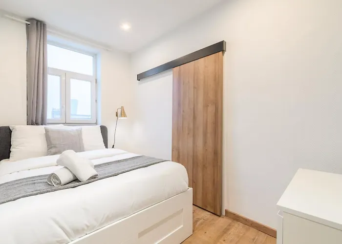 Appartement For 4 In Front Of Flandres Station Rijsel